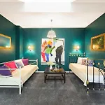 فندق مبيت وإفطار The Secret Garden Boutique