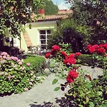 فندق مبيت وإفطار The Secret Garden Boutique