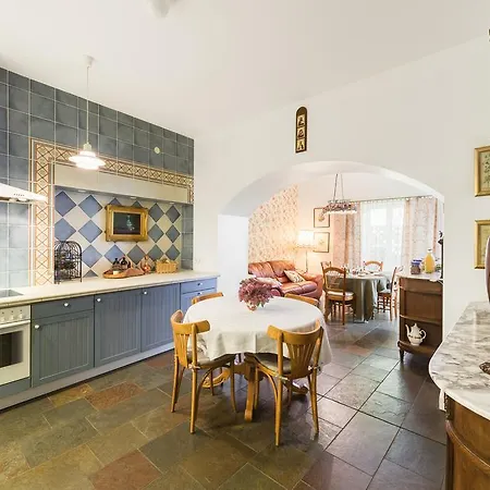 The Secret Garden Boutique * Wilna