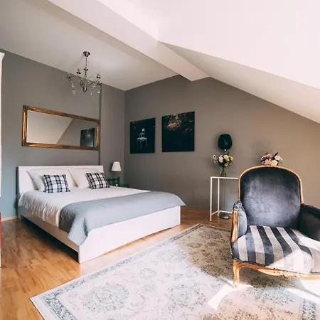 Bed and breakfast The Secret Garden Boutique *