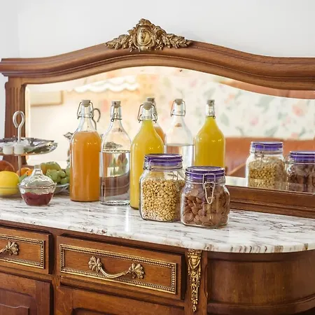 秘密花园精品住宿加早餐酒店 * 维尔纽斯