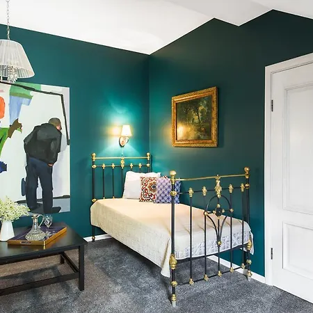 The Secret Garden Boutique Bed & Breakfast *