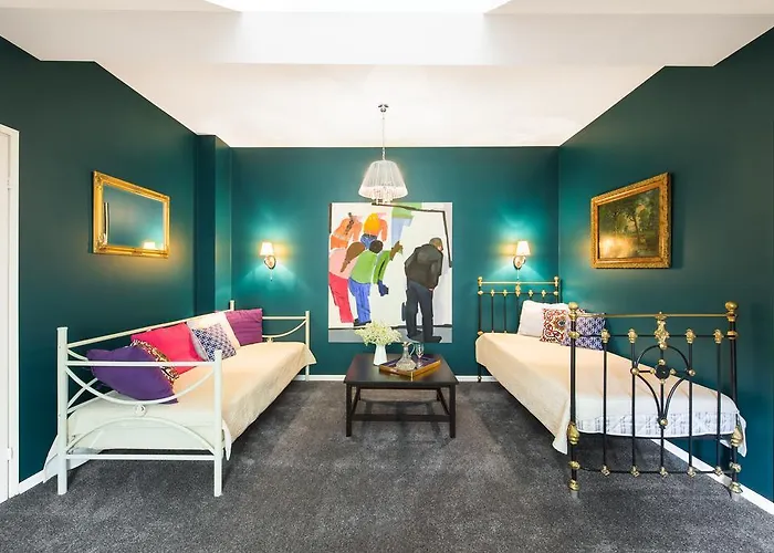 Bed & Breakfast The Secret Garden Boutique